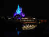 disney1_108_castle_night7.jpg (23283 bytes)