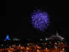 disney2_133_fireworks_from_room17.jpg (29342 bytes)