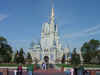 disney3_082_castle3.jpg (42335 bytes)